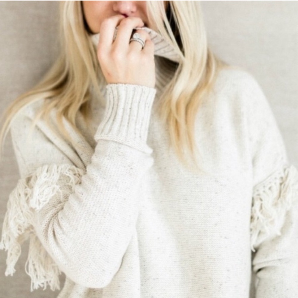 Aerie Womens Turtleneck Long Sleeve Fringe Sweater Size S Cream Tan Oatmeal Hilo